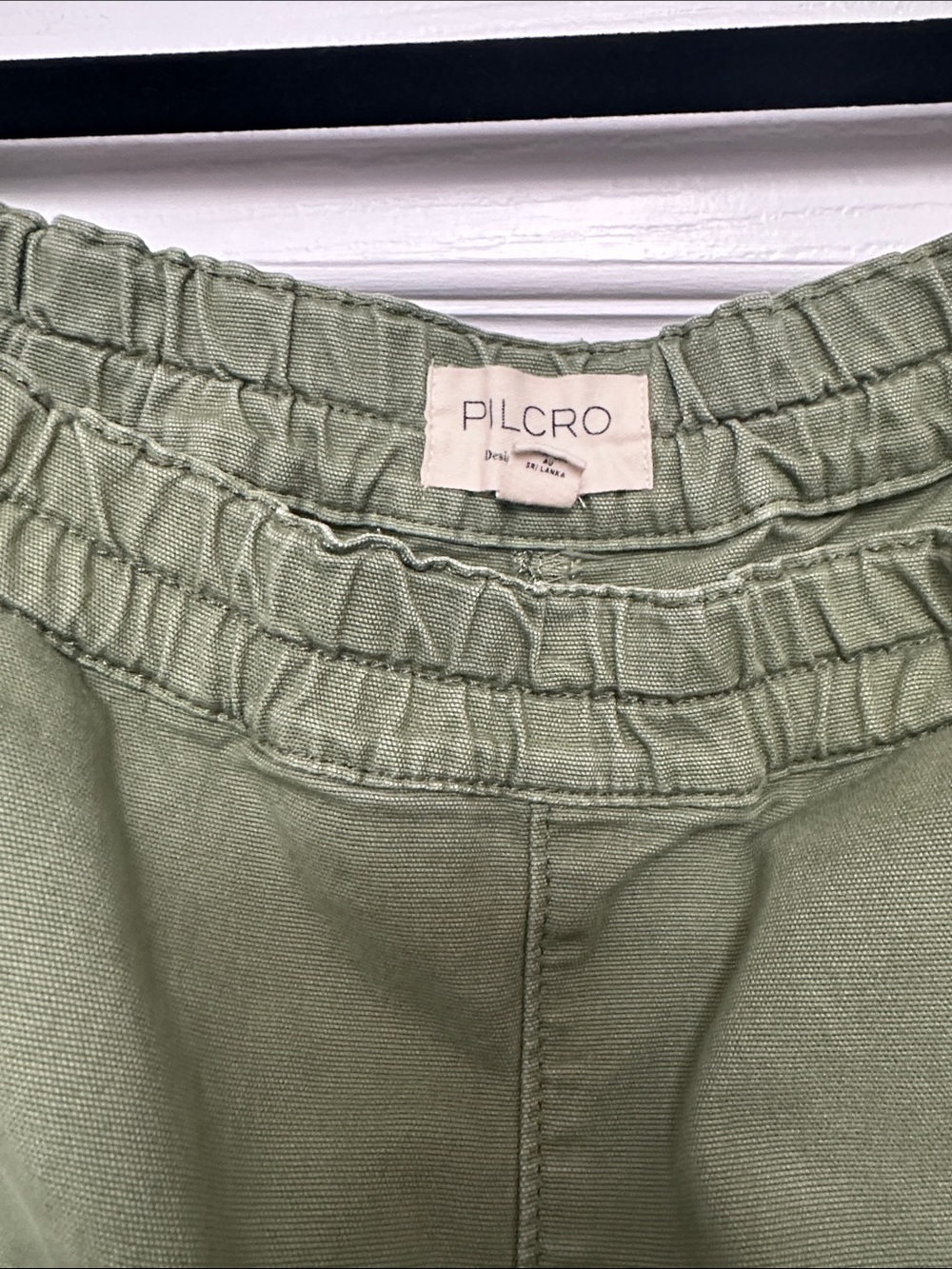 Pilcro Olive Green Wide Leg Cargo Pants - Picture 3 of 4